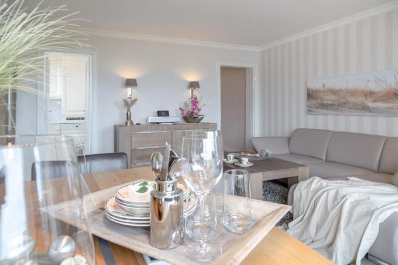 Beachwalk Apartment