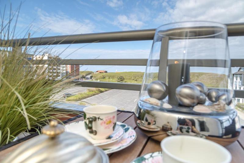 Beachwalk Apartment *